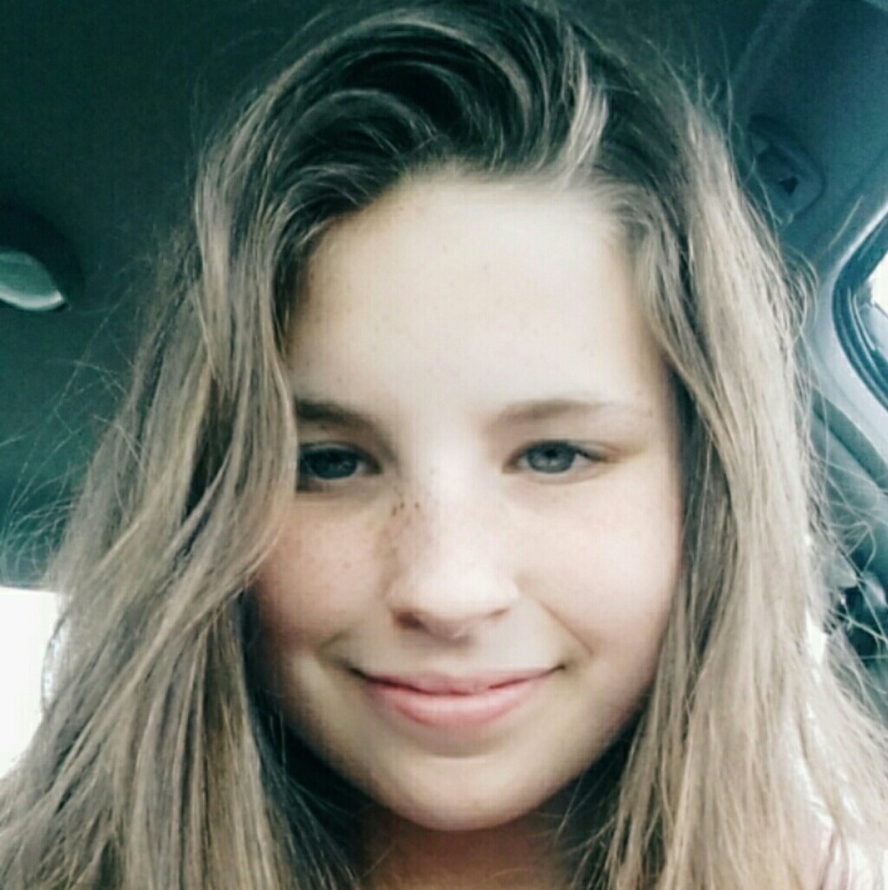 Meet your Posher, Alyssa